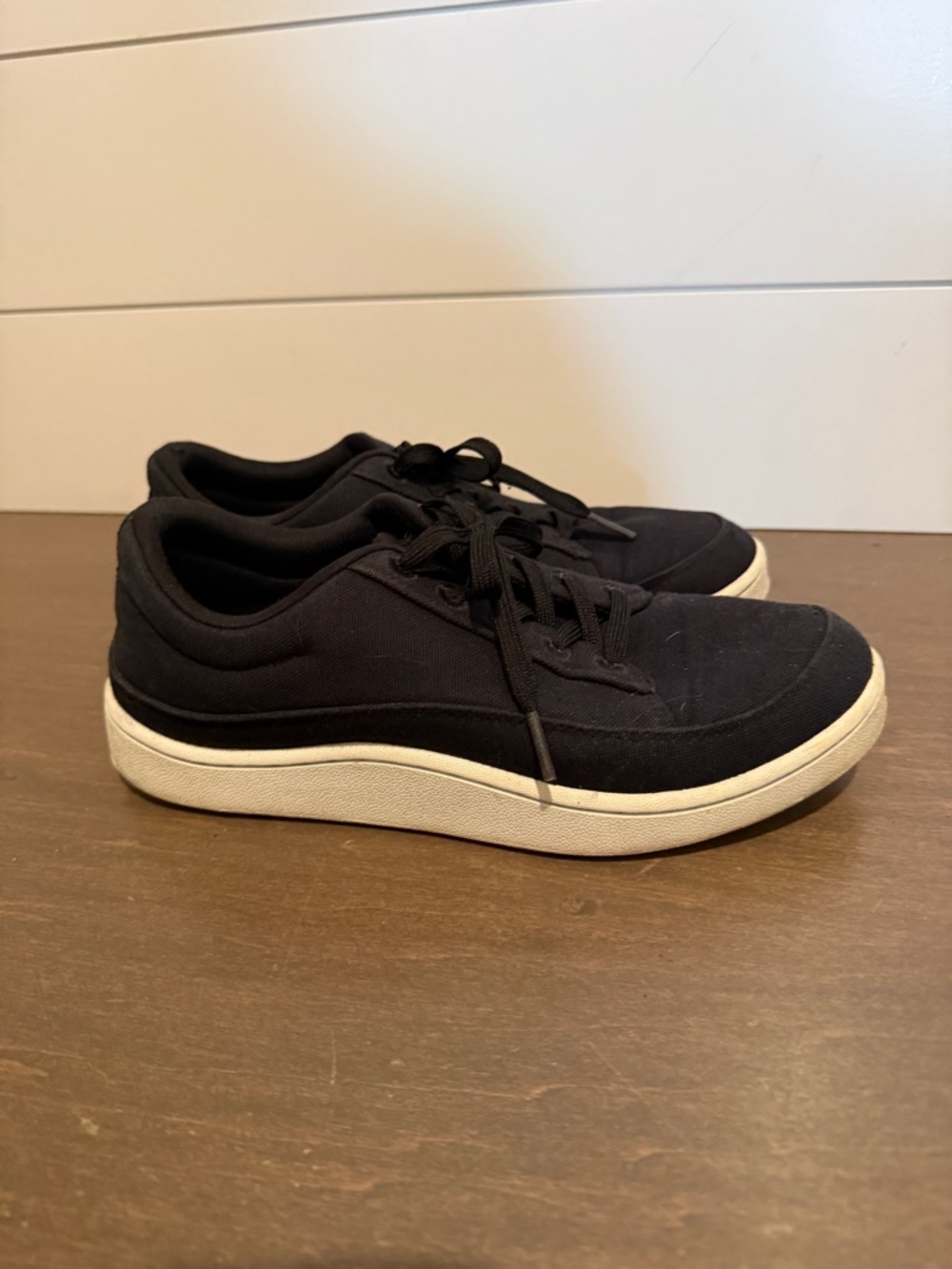 allbirds Women's Black Low-Top Sneakers with White Sole